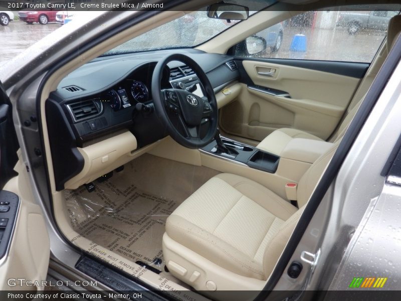 Creme Brulee Mica / Almond 2017 Toyota Camry LE