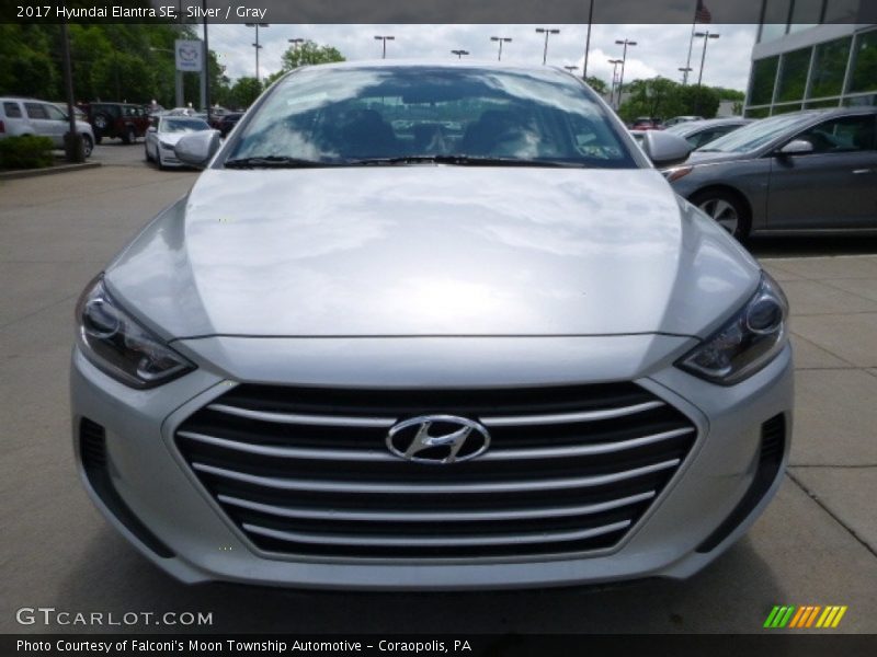 Silver / Gray 2017 Hyundai Elantra SE