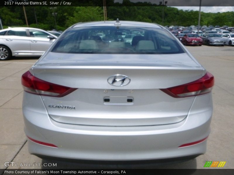 Silver / Gray 2017 Hyundai Elantra SE
