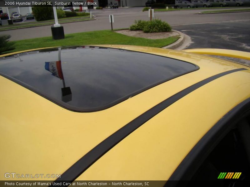 Sunburst Yellow / Black 2006 Hyundai Tiburon SE