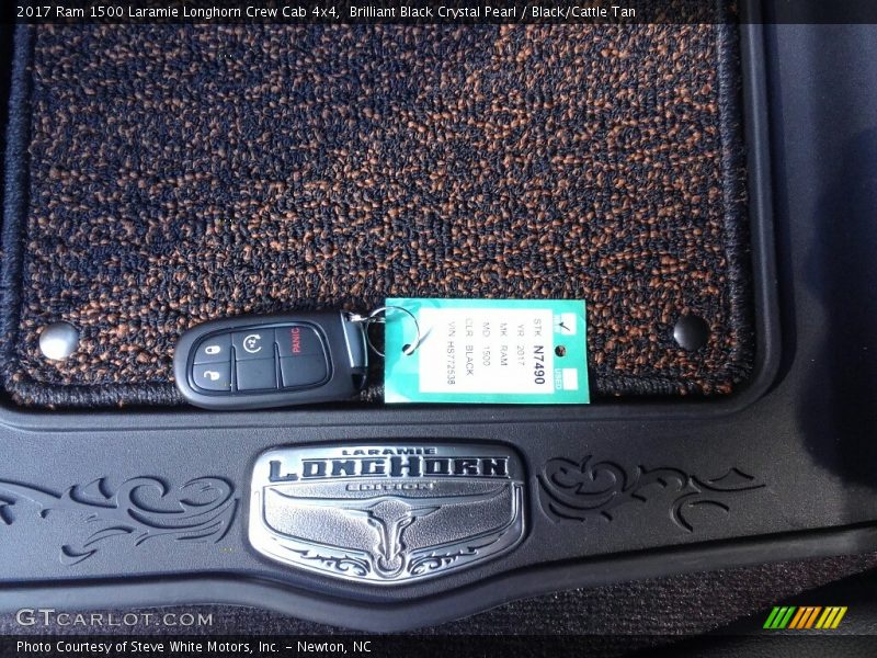 Brilliant Black Crystal Pearl / Black/Cattle Tan 2017 Ram 1500 Laramie Longhorn Crew Cab 4x4