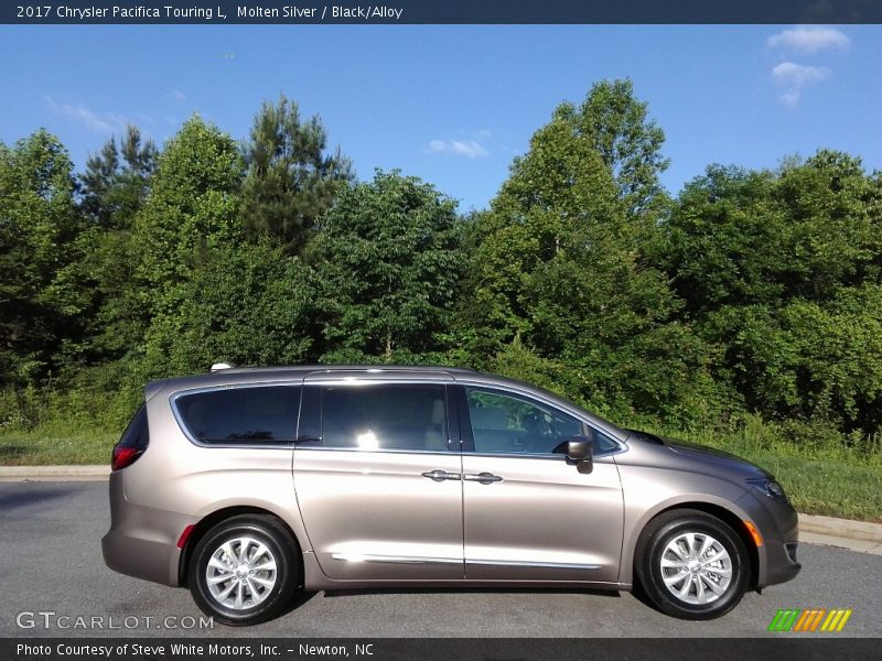  2017 Pacifica Touring L Molten Silver