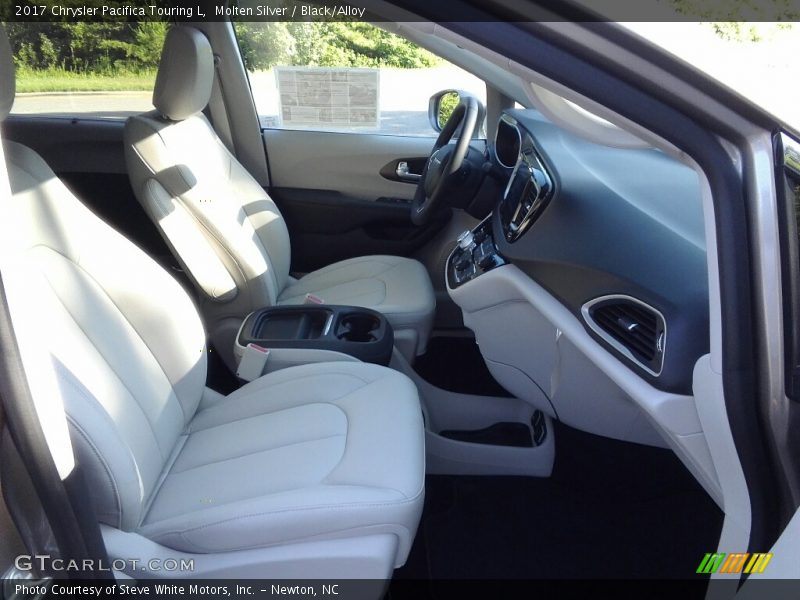 Molten Silver / Black/Alloy 2017 Chrysler Pacifica Touring L