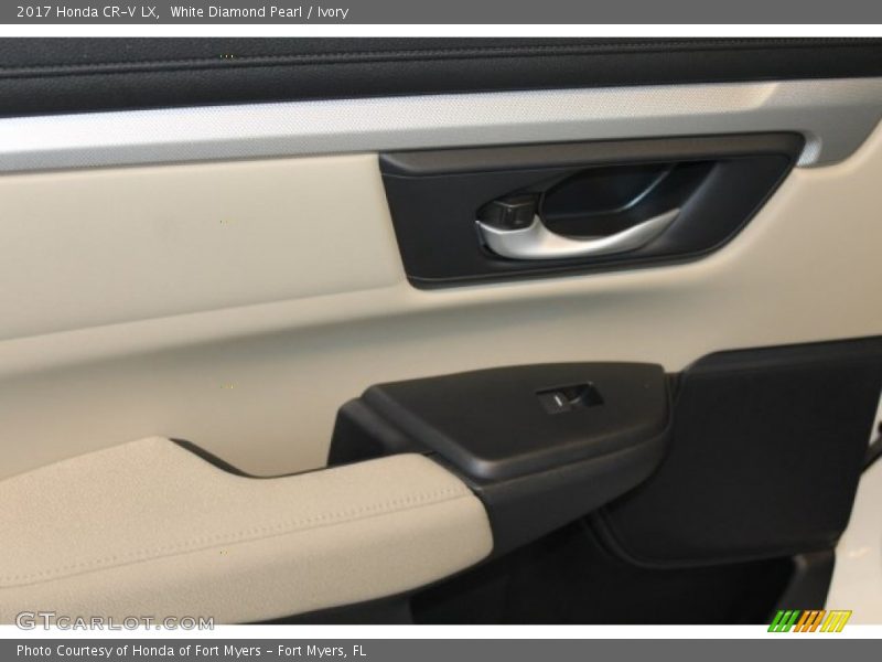 White Diamond Pearl / Ivory 2017 Honda CR-V LX