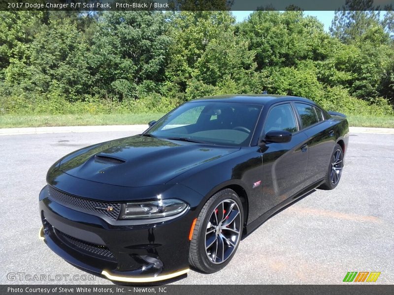 Pitch-Black / Black 2017 Dodge Charger R/T Scat Pack