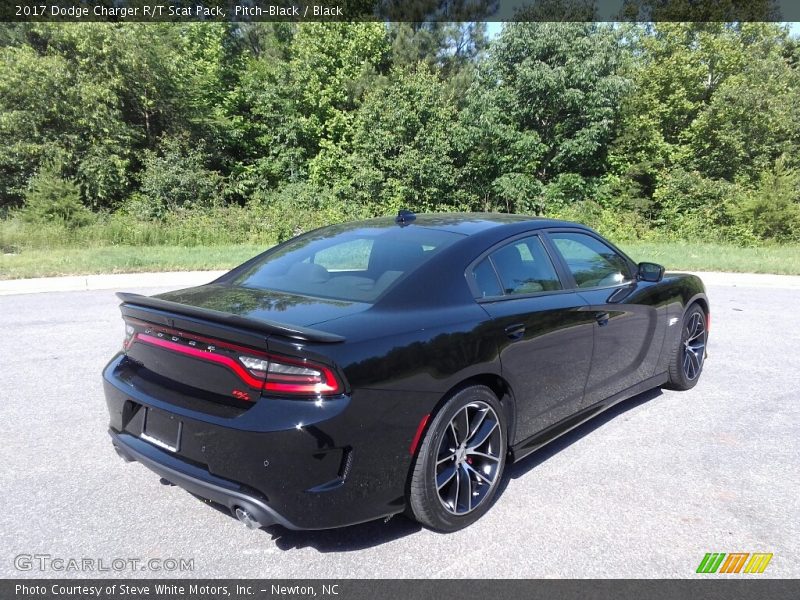 Pitch-Black / Black 2017 Dodge Charger R/T Scat Pack