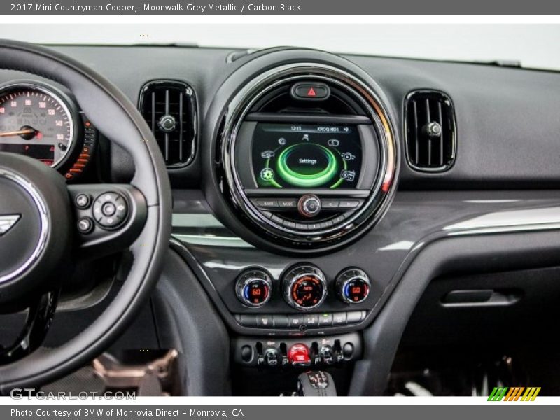 Moonwalk Grey Metallic / Carbon Black 2017 Mini Countryman Cooper