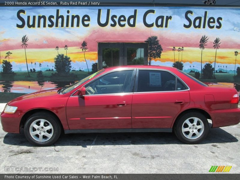 Ruby Red Pearl / Ivory 2000 Honda Accord SE Sedan