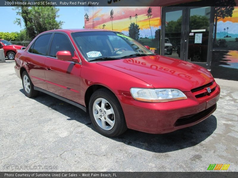 Ruby Red Pearl / Ivory 2000 Honda Accord SE Sedan