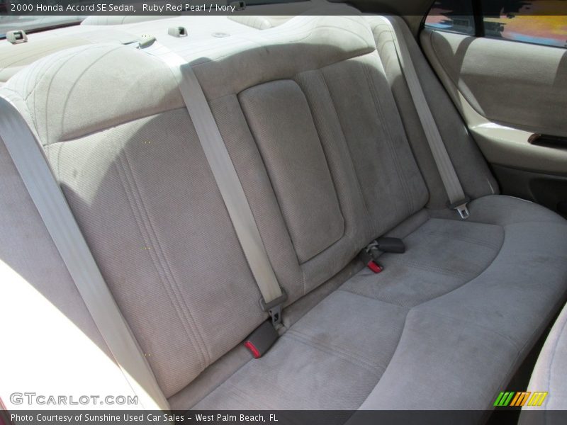 Ruby Red Pearl / Ivory 2000 Honda Accord SE Sedan