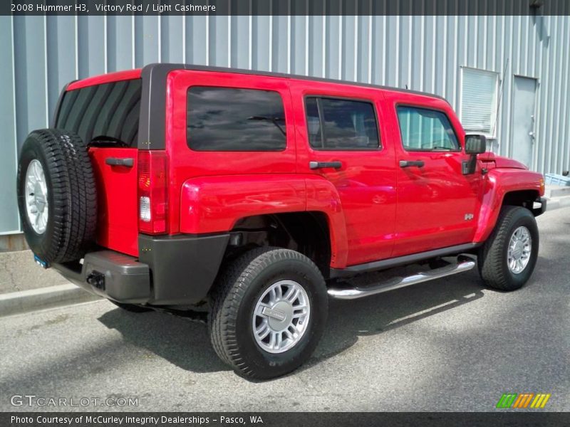 Victory Red / Light Cashmere 2008 Hummer H3