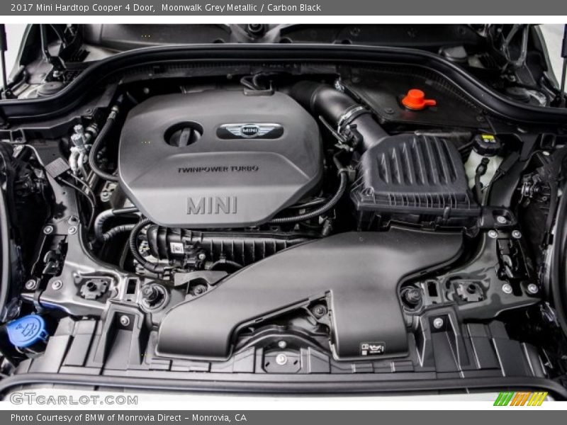 Moonwalk Grey Metallic / Carbon Black 2017 Mini Hardtop Cooper 4 Door