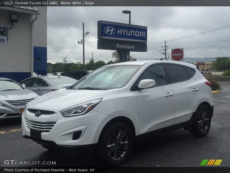 Winter White / Beige 2015 Hyundai Tucson GLS AWD