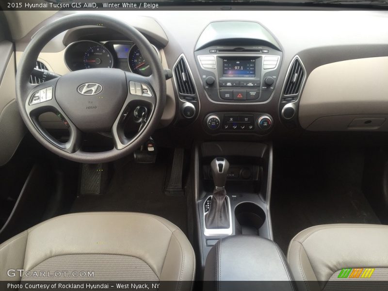 Winter White / Beige 2015 Hyundai Tucson GLS AWD