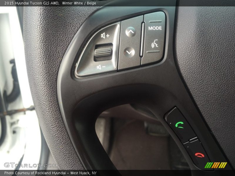 Winter White / Beige 2015 Hyundai Tucson GLS AWD