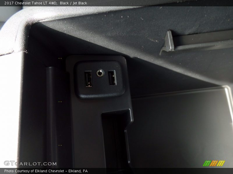 Black / Jet Black 2017 Chevrolet Tahoe LT 4WD