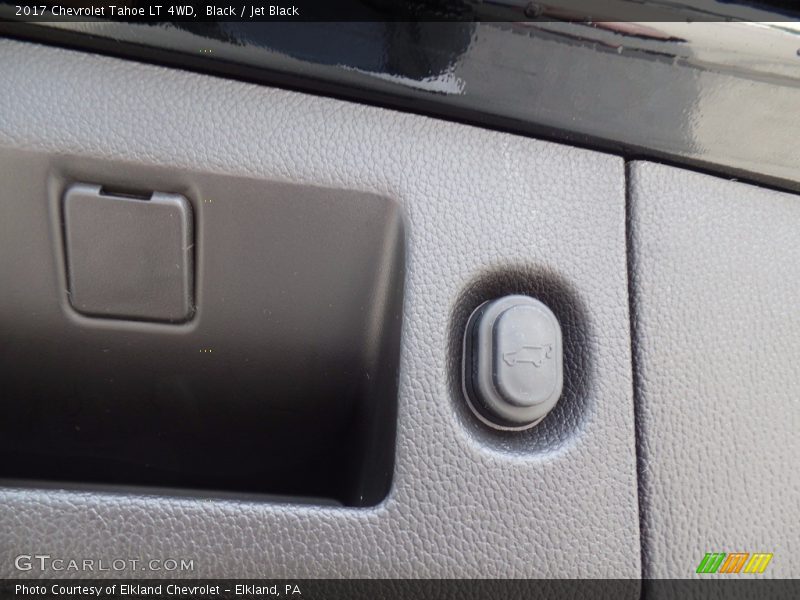 Black / Jet Black 2017 Chevrolet Tahoe LT 4WD