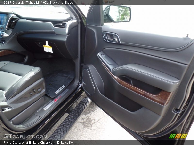 Black / Jet Black 2017 Chevrolet Tahoe LT 4WD