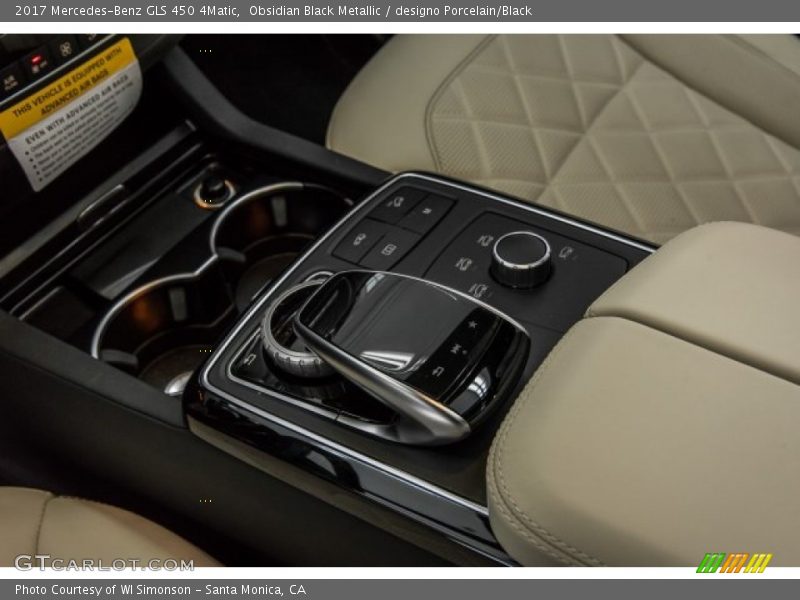 Obsidian Black Metallic / designo Porcelain/Black 2017 Mercedes-Benz GLS 450 4Matic