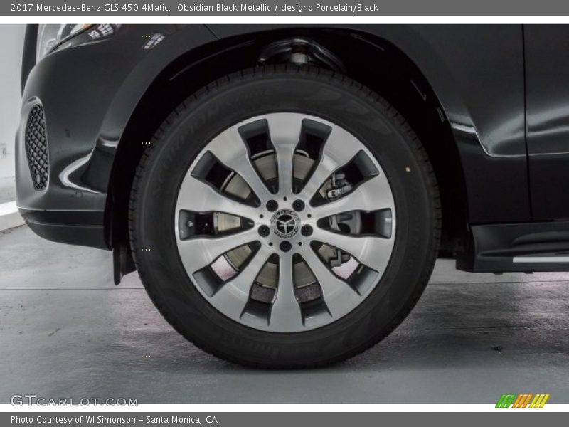 Obsidian Black Metallic / designo Porcelain/Black 2017 Mercedes-Benz GLS 450 4Matic