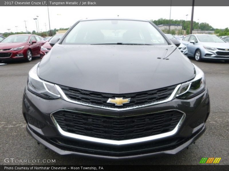 Tungsten Metallic / Jet Black 2017 Chevrolet Cruze LT
