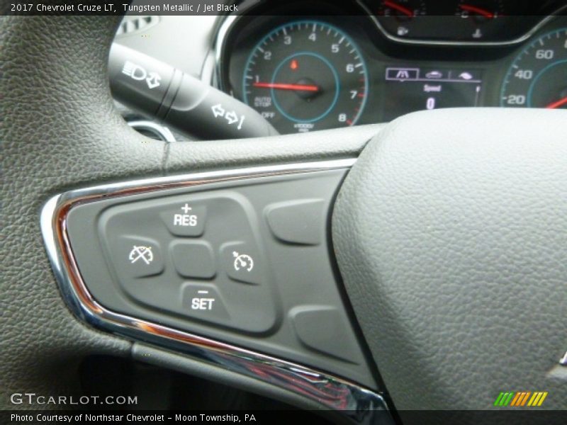 Tungsten Metallic / Jet Black 2017 Chevrolet Cruze LT