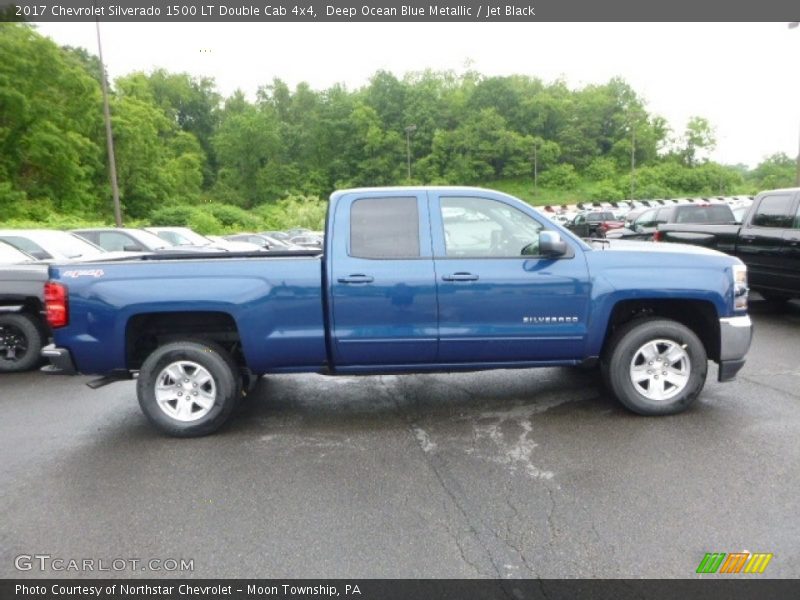 Deep Ocean Blue Metallic / Jet Black 2017 Chevrolet Silverado 1500 LT Double Cab 4x4