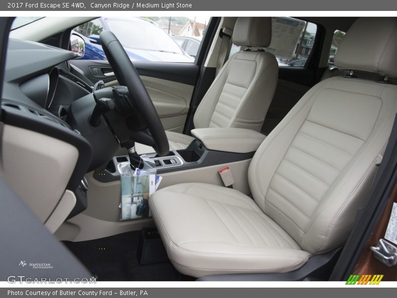 Canyon Ridge / Medium Light Stone 2017 Ford Escape SE 4WD