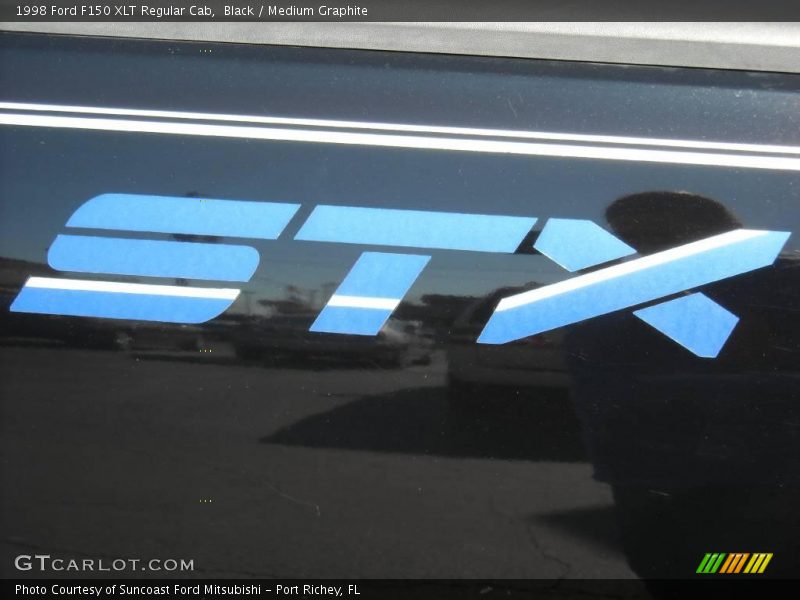 Black / Medium Graphite 1998 Ford F150 XLT Regular Cab