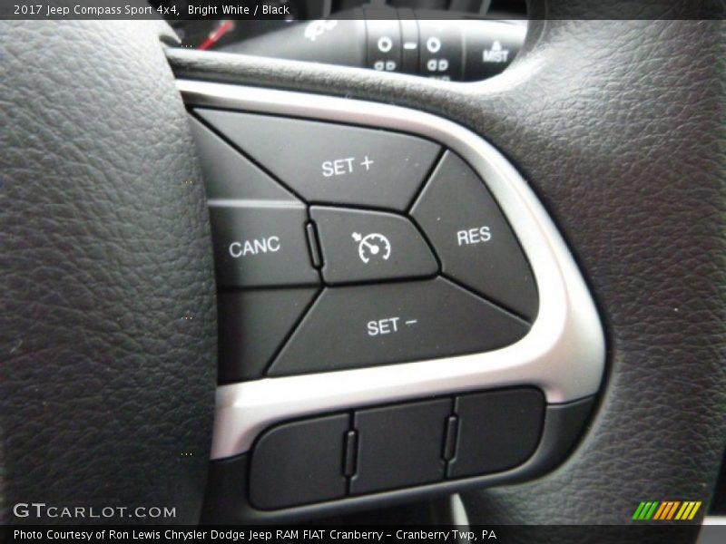Bright White / Black 2017 Jeep Compass Sport 4x4