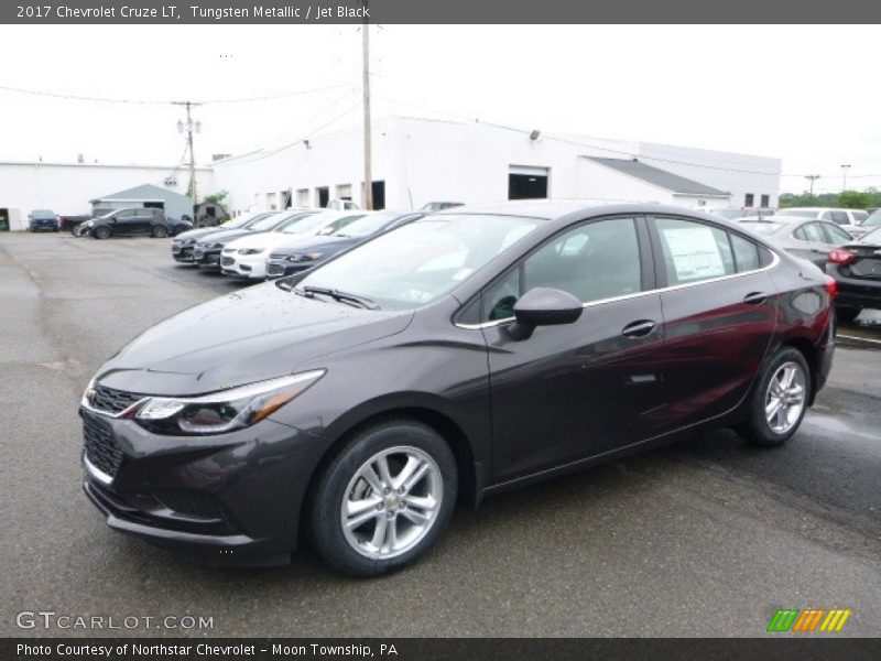 Tungsten Metallic / Jet Black 2017 Chevrolet Cruze LT