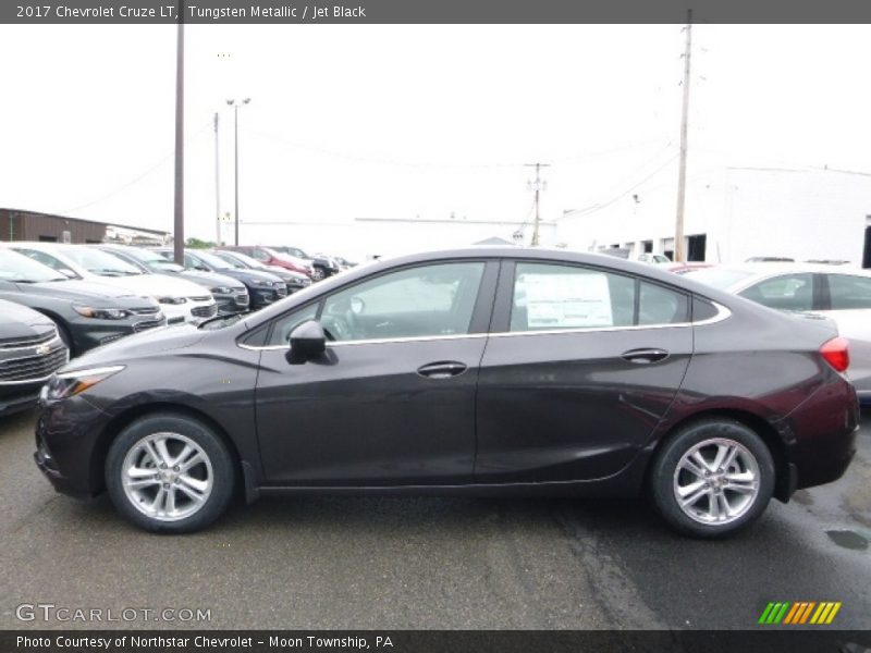 Tungsten Metallic / Jet Black 2017 Chevrolet Cruze LT