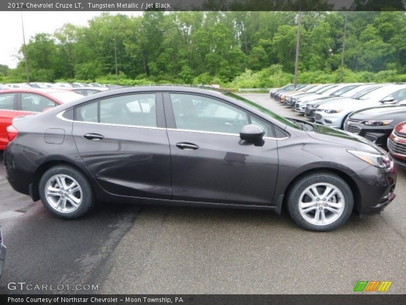 Tungsten Metallic / Jet Black 2017 Chevrolet Cruze LT