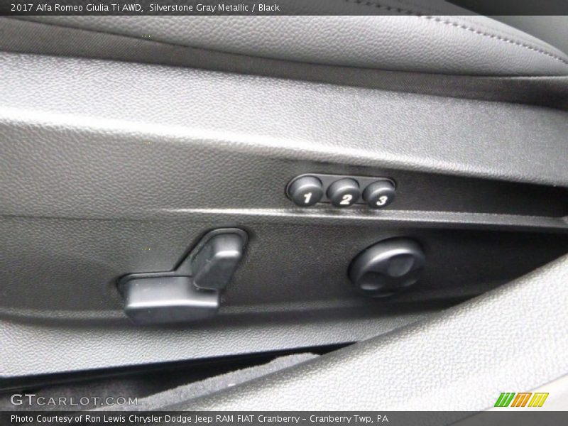 Silverstone Gray Metallic / Black 2017 Alfa Romeo Giulia Ti AWD