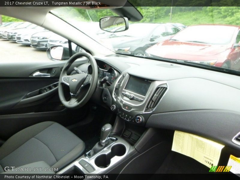 Tungsten Metallic / Jet Black 2017 Chevrolet Cruze LT