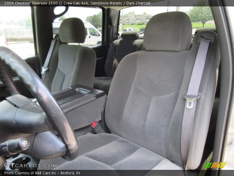 Sandstone Metallic / Dark Charcoal 2004 Chevrolet Silverado 1500 LS Crew Cab 4x4