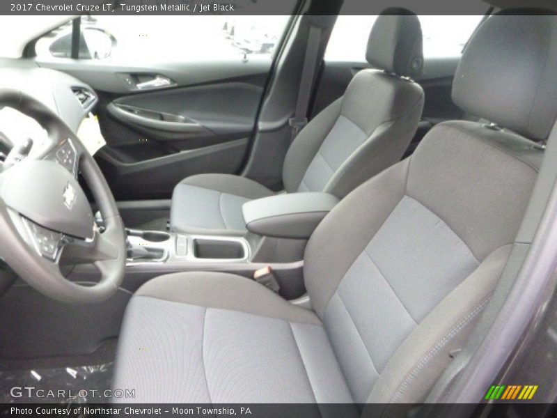Tungsten Metallic / Jet Black 2017 Chevrolet Cruze LT