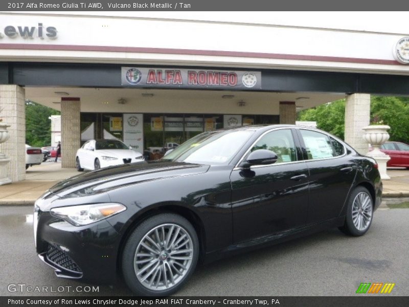 Vulcano Black Metallic / Tan 2017 Alfa Romeo Giulia Ti AWD