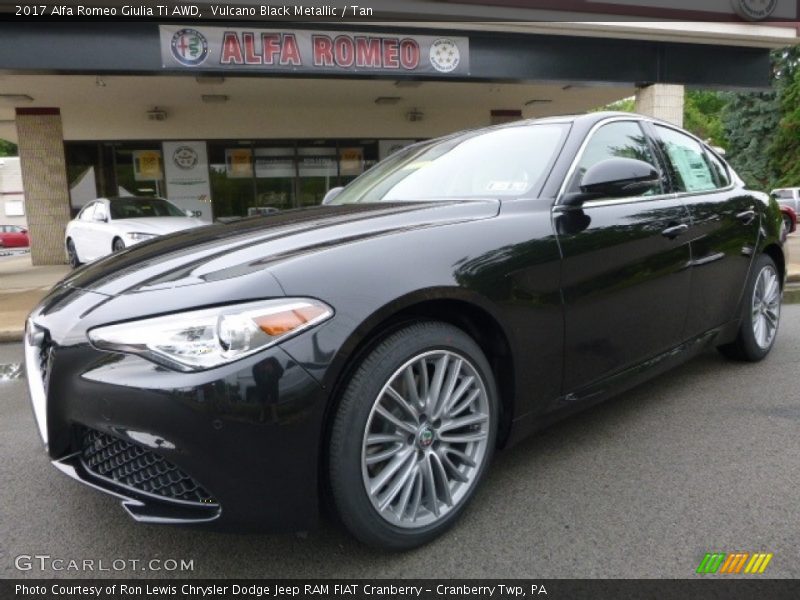 Vulcano Black Metallic / Tan 2017 Alfa Romeo Giulia Ti AWD
