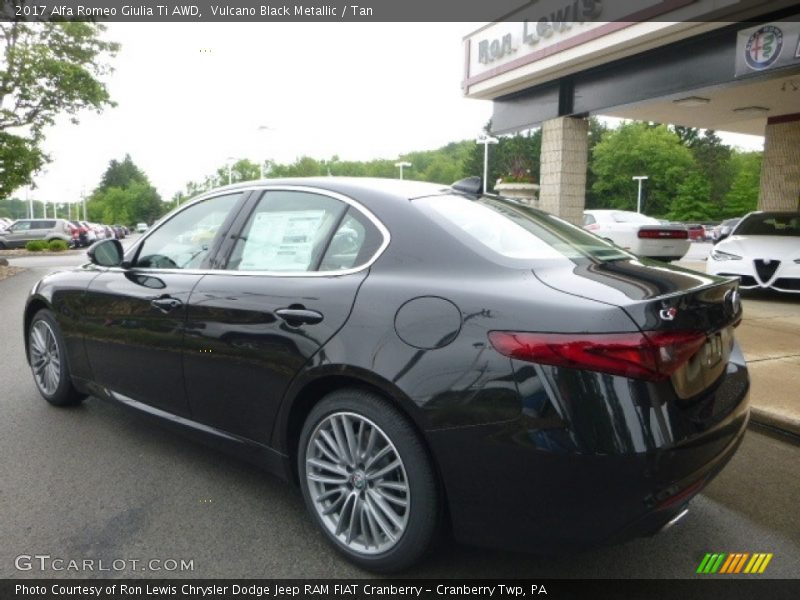 Vulcano Black Metallic / Tan 2017 Alfa Romeo Giulia Ti AWD