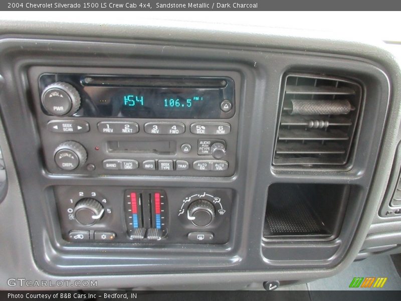 Sandstone Metallic / Dark Charcoal 2004 Chevrolet Silverado 1500 LS Crew Cab 4x4