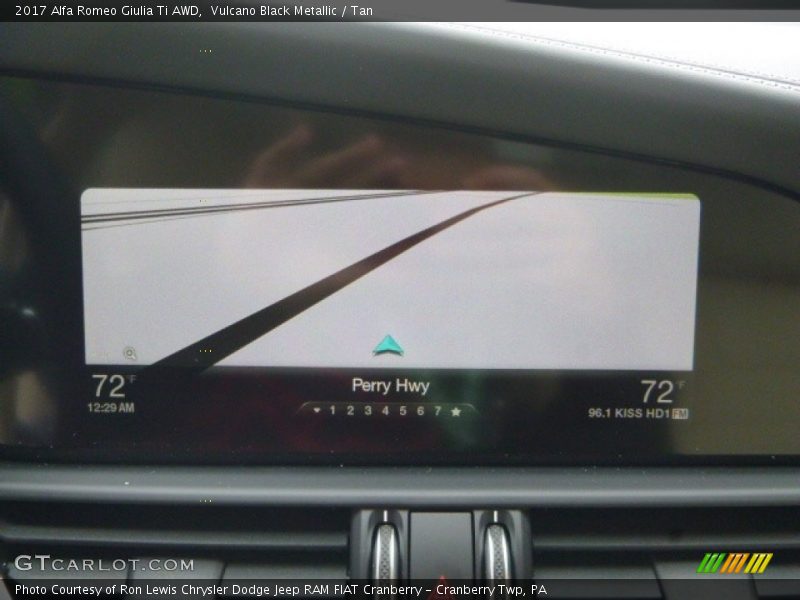 Vulcano Black Metallic / Tan 2017 Alfa Romeo Giulia Ti AWD
