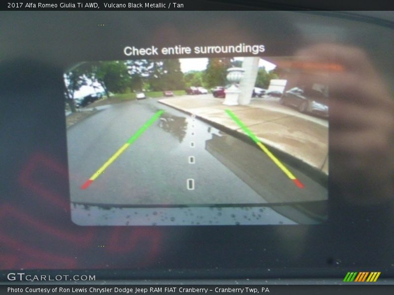 Vulcano Black Metallic / Tan 2017 Alfa Romeo Giulia Ti AWD