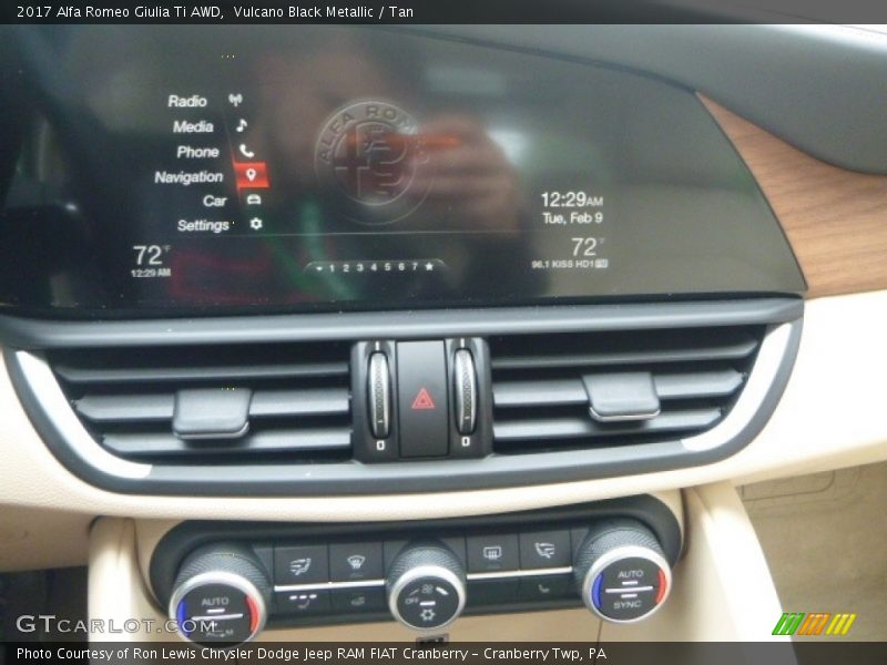 Controls of 2017 Giulia Ti AWD