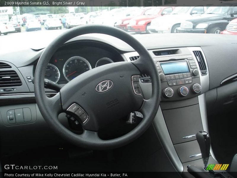 Bright Silver / Gray 2009 Hyundai Sonata GLS