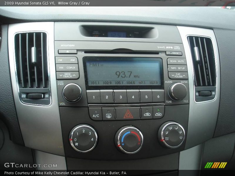Willow Gray / Gray 2009 Hyundai Sonata GLS V6