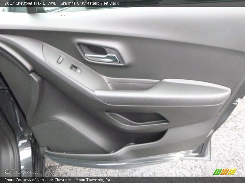 Graphite Gray Metallic / Jet Black 2017 Chevrolet Trax LT AWD