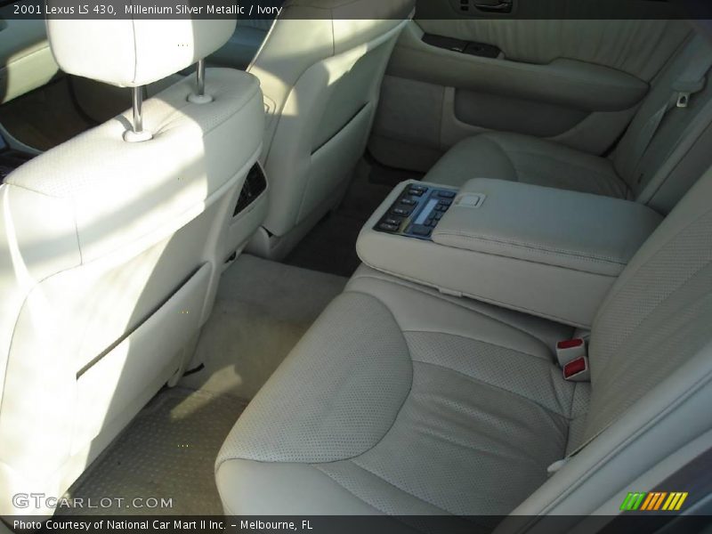 Millenium Silver Metallic / Ivory 2001 Lexus LS 430