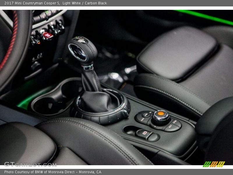 Light White / Carbon Black 2017 Mini Countryman Cooper S
