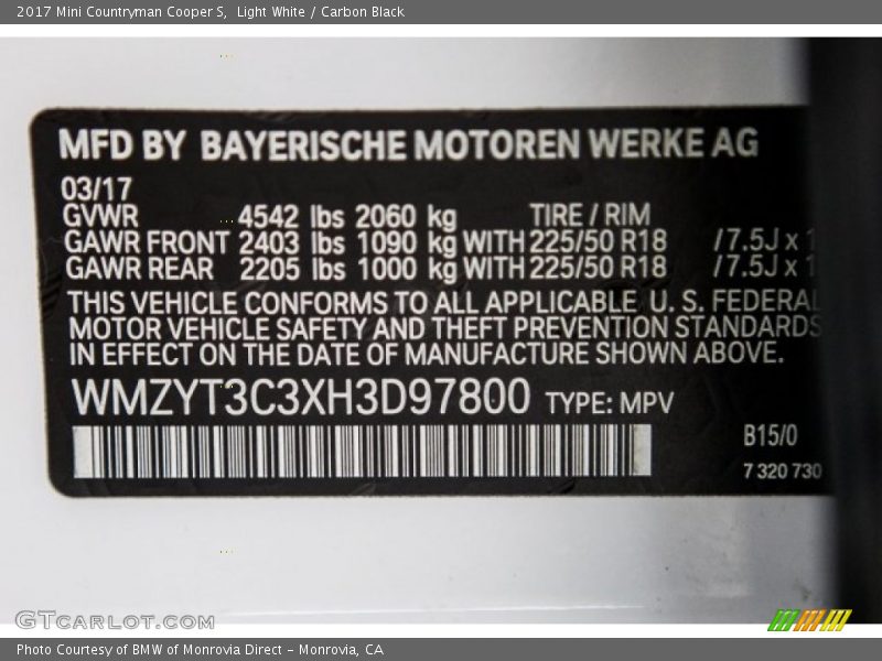 Light White / Carbon Black 2017 Mini Countryman Cooper S
